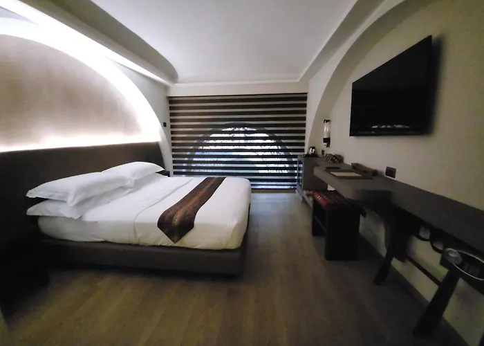 Arcadian Suite&Rooms